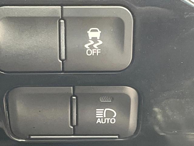 プリウス SセーフティプラスII 禁煙車 純正8型ディスプレイオーディオ 全周囲カメラ 衝突軽減装置 レーダークルーズ ドラレコ コーナーセンサー ブラインドスポットモニター LEDヘッド ETC オートライト オートエアコン(32枚目)