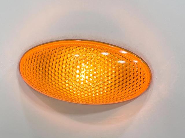 アルト VP 禁煙車 5MT CD 横滑り防止装置 盗難防止システム リモコンキー 衝突安全ボディ プライバシーガラス ドアバイザー AUX ヘッドライトレベライザー エアコン パワーステアリング(45枚目)