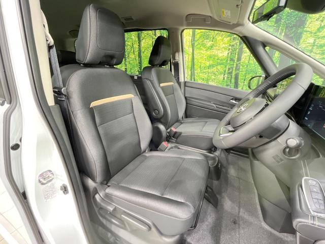 セレナ e-パワー ハイウェイスターV 登録済未使用車 純正12.3型ナビ プロパイロット 両側電動スライド 衝突軽減装置 ブラインドスポットモニター デジタルインナーミラー ETC ドラレコ シートヒーター AC100V(8枚目)