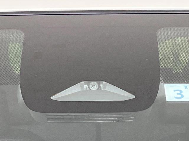 シエンタ ハイブリッドZ 禁煙車 モデリスタエアロ 純正10.5型ディスプレイオーディオ バックカメラ 衝突軽減装置 レーダークルーズ 両側電動スライドドア コーナーセンサー LEDヘッド ETC オートハイビーム(6枚目)