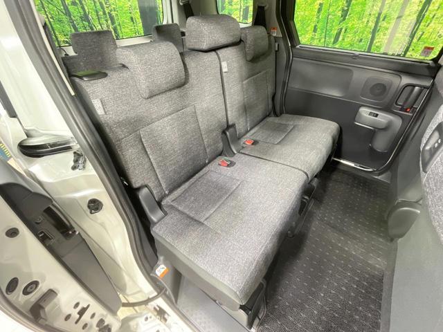 シエンタ ハイブリッドZ 禁煙車 モデリスタエアロ 純正10.5型ディスプレイオーディオ バックカメラ 衝突軽減装置 レーダークルーズ 両側電動スライドドア コーナーセンサー LEDヘッド ETC オートハイビーム(9枚目)