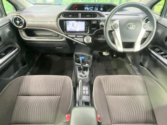 アクア Ｇ　禁煙車　純正ナビ　バックカメラ　ＬＥＤヘッド　スマートキー　ＥＴＣ　ドラレコ　オートエアコン　オートライト　純正１６インチアルミ　クルコン　電動格納ミラー　Ｂｌｕｅｔｏｏｔｈ再生　ＣＤ　ＤＶＤ再生（2枚目）