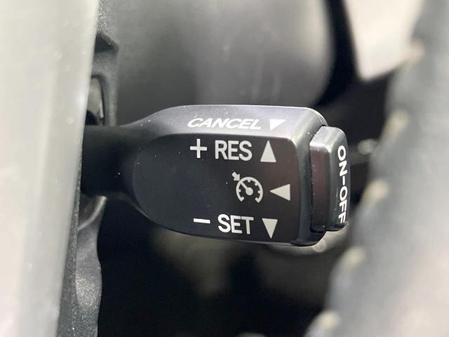 アクア Ｇ　禁煙車　純正ナビ　バックカメラ　ＬＥＤヘッド　スマートキー　ＥＴＣ　ドラレコ　オートエアコン　オートライト　純正１６インチアルミ　クルコン　電動格納ミラー　Ｂｌｕｅｔｏｏｔｈ再生　ＣＤ　ＤＶＤ再生（6枚目）