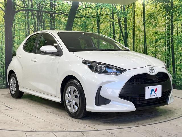 ヤリス Ｘ　禁煙車　純正ディスプレイオーディオ　バックカメラ　衝突軽減装置　ドラレコ　ＥＴＣ　コーナーセンサー　オートハイビーム　車線逸脱警報装置　キーレス　オートライト　電動格納ミラー　Ｂｌｕｅｔｏｏｔｈ（16枚目）