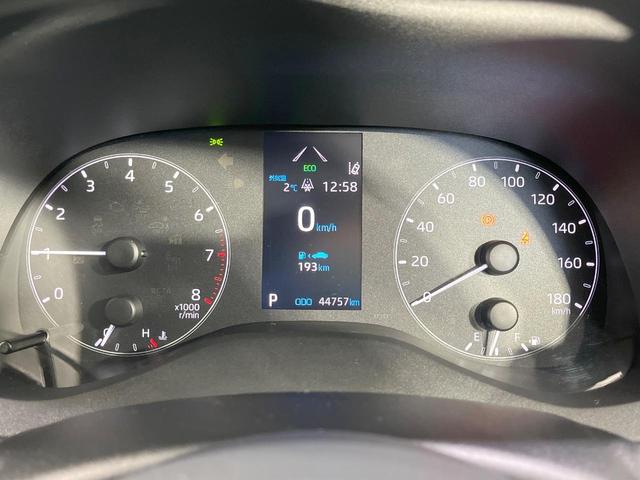 ヤリス Ｘ　禁煙車　純正ディスプレイオーディオ　バックカメラ　衝突軽減装置　ドラレコ　ＥＴＣ　コーナーセンサー　オートハイビーム　車線逸脱警報装置　キーレス　オートライト　電動格納ミラー　Ｂｌｕｅｔｏｏｔｈ（31枚目）