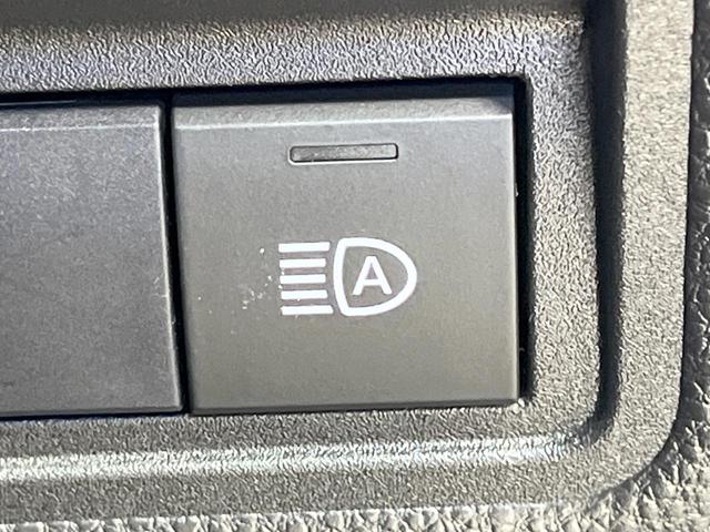 ヤリス Ｘ　禁煙車　純正ディスプレイオーディオ　バックカメラ　衝突軽減装置　ドラレコ　ＥＴＣ　コーナーセンサー　オートハイビーム　車線逸脱警報装置　キーレス　オートライト　電動格納ミラー　Ｂｌｕｅｔｏｏｔｈ（32枚目）