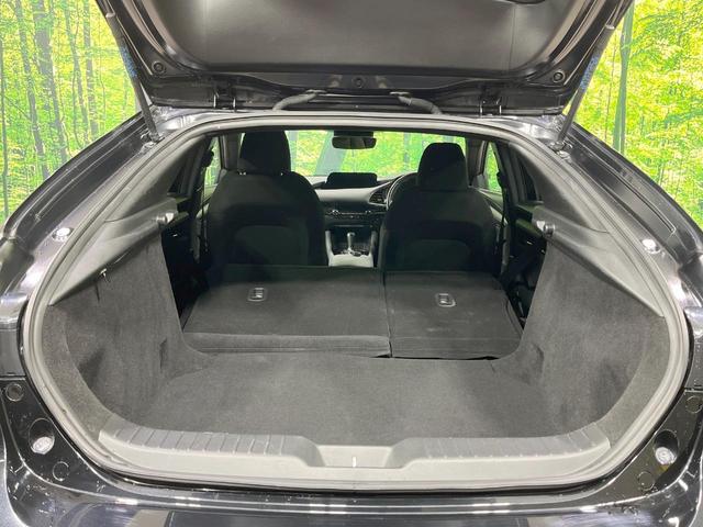 MAZDA3ファストバック 15S 禁煙車 純正8.8型ナビ 全周囲カメラ 衝突軽減装置 レーダークルーズ コーナーセンサー LEDヘッド ETC スマートキー ヘッドアップディスプレイ ブラインドスポットモニター(10枚目)