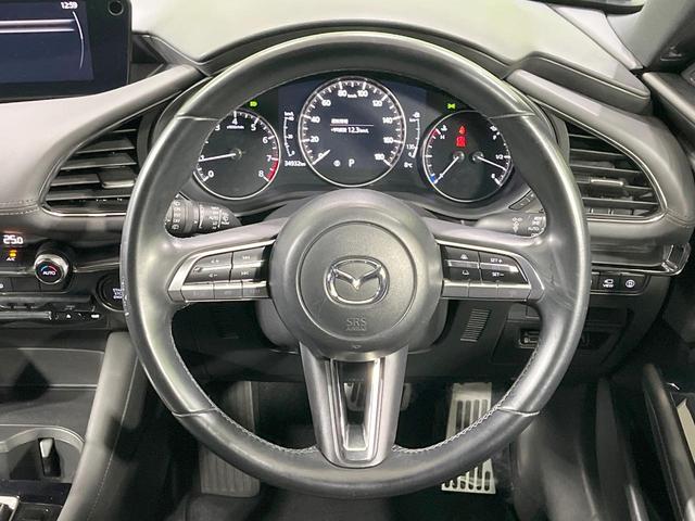 MAZDA3ファストバック 15S 禁煙車 純正8.8型ナビ 全周囲カメラ 衝突軽減装置 レーダークルーズ コーナーセンサー LEDヘッド ETC スマートキー ヘッドアップディスプレイ ブラインドスポットモニター(11枚目)