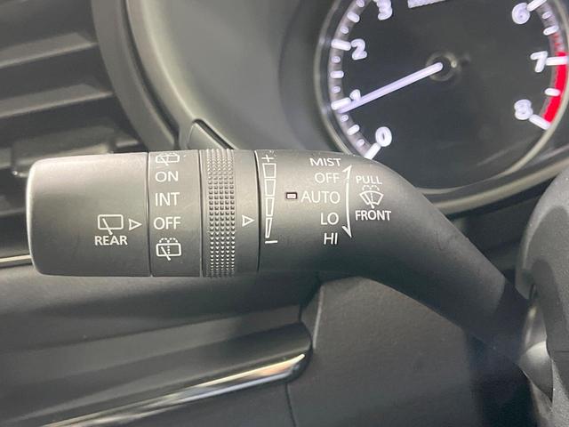 MAZDA3ファストバック 15S 禁煙車 純正8.8型ナビ 全周囲カメラ 衝突軽減装置 レーダークルーズ コーナーセンサー LEDヘッド ETC スマートキー ヘッドアップディスプレイ ブラインドスポットモニター(41枚目)