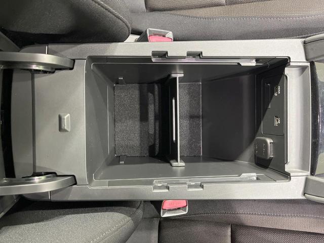 MAZDA3ファストバック 15S 禁煙車 純正8.8型ナビ 全周囲カメラ 衝突軽減装置 レーダークルーズ コーナーセンサー LEDヘッド ETC スマートキー ヘッドアップディスプレイ ブラインドスポットモニター(45枚目)