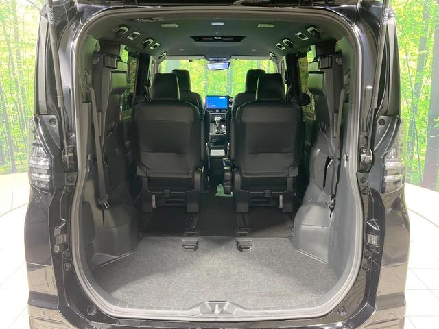 ヴォクシー Ｓ－Ｚ　禁煙車　モデリスタエアロ　純正１０．５型ディスプレイ　両側電動スライド　バックカメラ　レーダークルーズ　ハーフレザーシート　ドラレコ　ＥＴＣ　ＬＥＤヘッド　スマートキー　ＣＤ　ＤＶＤキッド（11枚目）