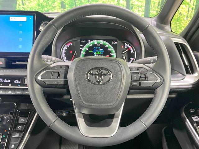 ヴォクシー Ｓ－Ｚ　禁煙車　モデリスタエアロ　純正１０．５型ディスプレイ　両側電動スライド　バックカメラ　レーダークルーズ　ハーフレザーシート　ドラレコ　ＥＴＣ　ＬＥＤヘッド　スマートキー　ＣＤ　ＤＶＤキッド（12枚目）