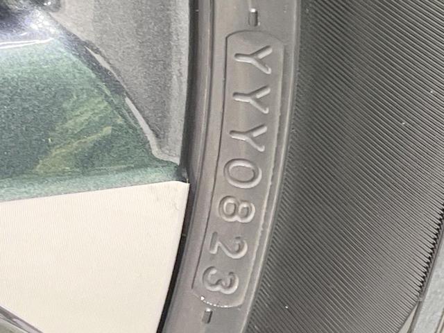 ヴォクシー Ｓ－Ｚ　禁煙車　モデリスタエアロ　純正１０．５型ディスプレイ　両側電動スライド　バックカメラ　レーダークルーズ　ハーフレザーシート　ドラレコ　ＥＴＣ　ＬＥＤヘッド　スマートキー　ＣＤ　ＤＶＤキッド（67枚目）