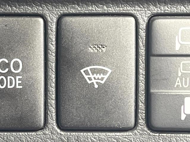 アルファード ２４０Ｓ　タイプゴールド　サンルーフ　１１型ディスプレイオーディオ　バックカメラ　両側電動ドア　寒冷地仕様　ハーフレザー　コーナーセンサー　ＥＴＣ　クルコン　ＨＩＤヘッド　オートライト　オートエアコン　純正１８インチＡＷ（7枚目）