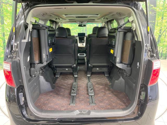 アルファード ２４０Ｓ　タイプゴールド　サンルーフ　１１型ディスプレイオーディオ　バックカメラ　両側電動ドア　寒冷地仕様　ハーフレザー　コーナーセンサー　ＥＴＣ　クルコン　ＨＩＤヘッド　オートライト　オートエアコン　純正１８インチＡＷ（11枚目）