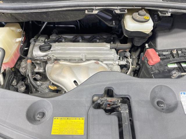 アルファード ２４０Ｓ　タイプゴールド　サンルーフ　１１型ディスプレイオーディオ　バックカメラ　両側電動ドア　寒冷地仕様　ハーフレザー　コーナーセンサー　ＥＴＣ　クルコン　ＨＩＤヘッド　オートライト　オートエアコン　純正１８インチＡＷ（18枚目）