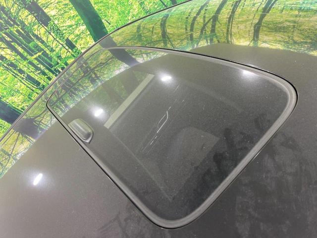 アルファード ２４０Ｓ　タイプゴールド　サンルーフ　１１型ディスプレイオーディオ　バックカメラ　両側電動ドア　寒冷地仕様　ハーフレザー　コーナーセンサー　ＥＴＣ　クルコン　ＨＩＤヘッド　オートライト　オートエアコン　純正１８インチＡＷ（25枚目）