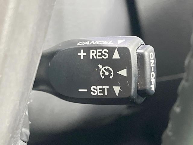 アルファード ２４０Ｓ　タイプゴールド　サンルーフ　１１型ディスプレイオーディオ　バックカメラ　両側電動ドア　寒冷地仕様　ハーフレザー　コーナーセンサー　ＥＴＣ　クルコン　ＨＩＤヘッド　オートライト　オートエアコン　純正１８インチＡＷ（30枚目）