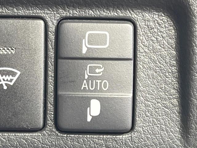 アルファード ２４０Ｓ　タイプゴールド　サンルーフ　１１型ディスプレイオーディオ　バックカメラ　両側電動ドア　寒冷地仕様　ハーフレザー　コーナーセンサー　ＥＴＣ　クルコン　ＨＩＤヘッド　オートライト　オートエアコン　純正１８インチＡＷ（37枚目）