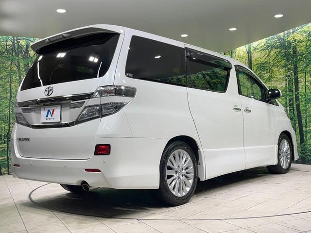 ヴェルファイア ２．４Ｚ　禁煙車　純正８インチナビ　電動スライドドア　後席モニター　バックカメラ　寒冷地仕様　コーナーセンサー　スマートキー　ＨＩＤヘッド　ビルトインＥＴＣ　純正１８インチアルミ　オートライト　デュアルエアコン（17枚目）