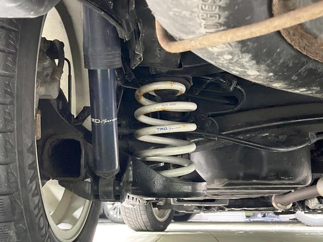 ヴェルファイア ２．４Ｚ　禁煙車　純正８インチナビ　電動スライドドア　後席モニター　バックカメラ　寒冷地仕様　コーナーセンサー　スマートキー　ＨＩＤヘッド　ビルトインＥＴＣ　純正１８インチアルミ　オートライト　デュアルエアコン（21枚目）