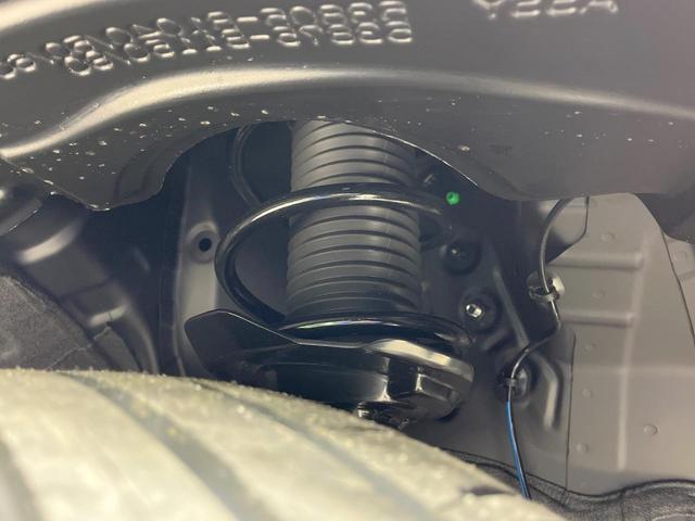 ライズ Ｚ　登録済未使用車　９型ディスプレイオーディオ　全周囲カメラ　衝突軽減装置　レーダークルーズ　シートヒーター　クリアランスソナー　ＬＥＤヘッド　オートハイビーム　車線逸脱防止　オートエアコン（20枚目）