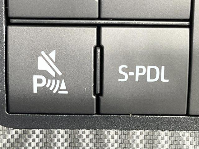 ライズ Ｚ　登録済未使用車　９型ディスプレイオーディオ　全周囲カメラ　衝突軽減装置　レーダークルーズ　シートヒーター　クリアランスソナー　ＬＥＤヘッド　オートハイビーム　車線逸脱防止　オートエアコン（33枚目）