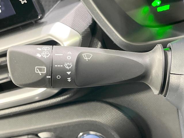 ライズ Ｚ　登録済未使用車　９型ディスプレイオーディオ　全周囲カメラ　衝突軽減装置　レーダークルーズ　シートヒーター　クリアランスソナー　ＬＥＤヘッド　オートハイビーム　車線逸脱防止　オートエアコン（39枚目）