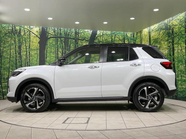 ライズ Ｚ　登録済未使用車　９型ディスプレイオーディオ　全周囲カメラ　衝突軽減装置　レーダークルーズ　シートヒーター　クリアランスソナー　ＬＥＤヘッド　オートハイビーム　車線逸脱防止　オートエアコン（53枚目）