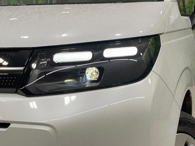 フリード エアー　４ＷＤ　登録済未使用車　衝突軽減装置　純正８型ディスプレイオーディオ　バックカメラ　両側電動スライド　レーダークルーズ　寒冷地仕様　ＬＥＤヘッド　前席シートヒーター　スマートキー　オートライト（13枚目）