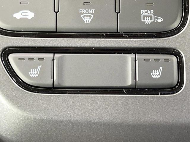 フリード エアー　４ＷＤ　登録済未使用車　衝突軽減装置　純正８型ディスプレイオーディオ　バックカメラ　両側電動スライド　レーダークルーズ　寒冷地仕様　ＬＥＤヘッド　前席シートヒーター　スマートキー　オートライト（29枚目）