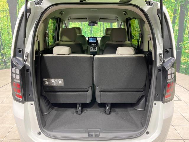 フリード エアー　４ＷＤ　登録済未使用車　衝突軽減装置　純正８型ディスプレイオーディオ　バックカメラ　両側電動スライド　レーダークルーズ　寒冷地仕様　ＬＥＤヘッド　前席シートヒーター　スマートキー　オートライト（42枚目）