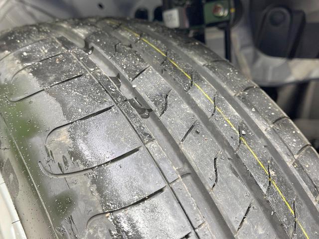 フリード エアー　４ＷＤ　登録済未使用車　衝突軽減装置　純正８型ディスプレイオーディオ　バックカメラ　両側電動スライド　レーダークルーズ　寒冷地仕様　ＬＥＤヘッド　前席シートヒーター　スマートキー　オートライト（52枚目）