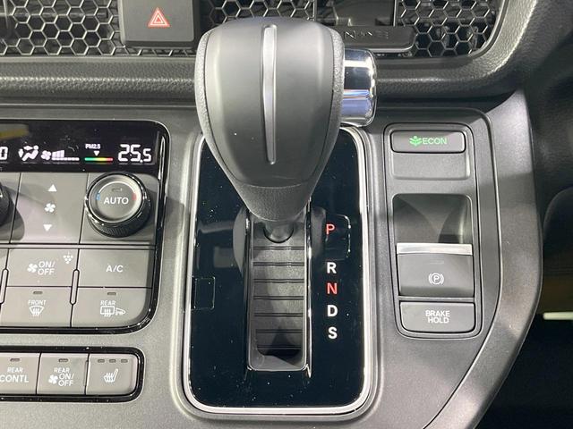 ステップワゴン スパーダ　登録済未使用車　衝突軽減装置　純正１１．４型ナビ　バックカメラ　両側電動スライド　レーダークルーズ　前席シートヒーター　スマートキー　パドルシフト　パワーバックドア　オートライト　オートエアコン（24枚目）