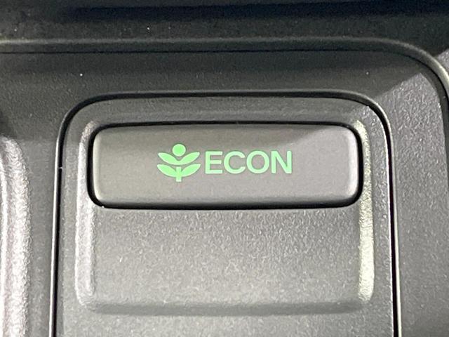 ステップワゴン スパーダ　登録済未使用車　衝突軽減装置　純正１１．４型ナビ　バックカメラ　両側電動スライド　レーダークルーズ　前席シートヒーター　スマートキー　パドルシフト　パワーバックドア　オートライト　オートエアコン（41枚目）