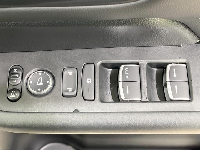 ステップワゴン スパーダ　登録済未使用車　衝突軽減装置　純正１１．４型ナビ　バックカメラ　両側電動スライド　レーダークルーズ　前席シートヒーター　スマートキー　パドルシフト　パワーバックドア　オートライト　オートエアコン（45枚目）