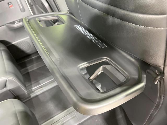 ステップワゴン スパーダ　登録済未使用車　衝突軽減装置　純正１１．４型ナビ　バックカメラ　両側電動スライド　レーダークルーズ　前席シートヒーター　スマートキー　パドルシフト　パワーバックドア　オートライト　オートエアコン（48枚目）