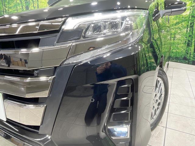 ノア ハイブリッドＳｉ　ダブルバイビーＩＩ　禁煙車　衝突軽減装置　後席モニター　ＢＩＧ－Ｘ９型ナビ　バックカメラ　両側電動スライド　ハーフレザーシート　前席シートヒーター　ＬＥＤヘッド　スマートキー　ドラレコ　ＥＴＣ　リアオートエアコン（13枚目）