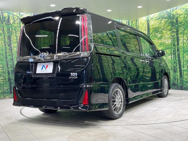 ノア ハイブリッドＳｉ　ダブルバイビーＩＩ　禁煙車　衝突軽減装置　後席モニター　ＢＩＧ－Ｘ９型ナビ　バックカメラ　両側電動スライド　ハーフレザーシート　前席シートヒーター　ＬＥＤヘッド　スマートキー　ドラレコ　ＥＴＣ　リアオートエアコン（17枚目）
