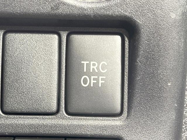 ノア ハイブリッドＳｉ　ダブルバイビーＩＩ　禁煙車　衝突軽減装置　後席モニター　ＢＩＧ－Ｘ９型ナビ　バックカメラ　両側電動スライド　ハーフレザーシート　前席シートヒーター　ＬＥＤヘッド　スマートキー　ドラレコ　ＥＴＣ　リアオートエアコン（37枚目）