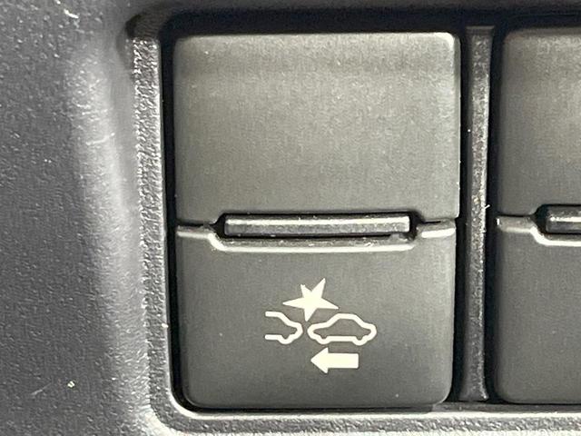 ノア ハイブリッドＳｉ　ダブルバイビーＩＩ　禁煙車　衝突軽減装置　後席モニター　ＢＩＧ－Ｘ９型ナビ　バックカメラ　両側電動スライド　ハーフレザーシート　前席シートヒーター　ＬＥＤヘッド　スマートキー　ドラレコ　ＥＴＣ　リアオートエアコン（39枚目）