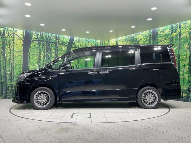 ノア ハイブリッドＳｉ　ダブルバイビーＩＩ　禁煙車　衝突軽減装置　後席モニター　ＢＩＧ－Ｘ９型ナビ　バックカメラ　両側電動スライド　ハーフレザーシート　前席シートヒーター　ＬＥＤヘッド　スマートキー　ドラレコ　ＥＴＣ　リアオートエアコン（63枚目）