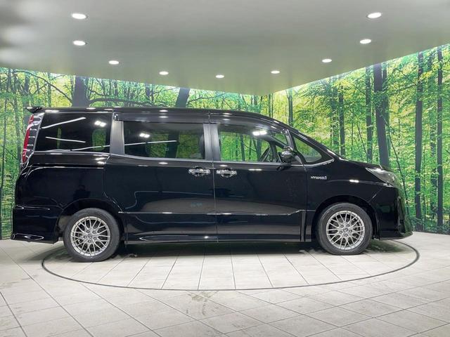 ノア ハイブリッドＳｉ　ダブルバイビーＩＩ　禁煙車　衝突軽減装置　後席モニター　ＢＩＧ－Ｘ９型ナビ　バックカメラ　両側電動スライド　ハーフレザーシート　前席シートヒーター　ＬＥＤヘッド　スマートキー　ドラレコ　ＥＴＣ　リアオートエアコン（64枚目）
