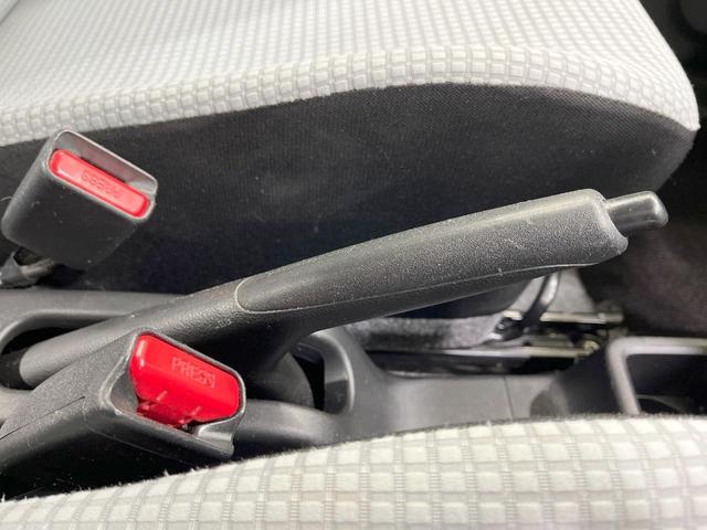 アルト Ｌ　禁煙車　シートヒーター　キーレス　アイドリングストップ　横滑り防止装置　ヘッドライトレベライザー　パワーステアリング　パワーウィンドウ（31枚目）