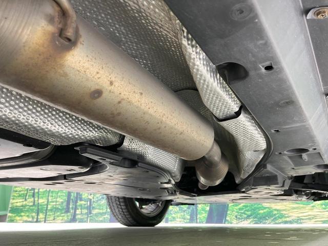 ハリアーハイブリッド Z レザーパッケージ 禁煙車 4WD 調光パノラマルーフ JBLサウンド付12.3型ナビ 衝突軽減装置 レーダークルーズ シートベンチレーション 全周囲カメラ ブラック革シート ブラインドスポットモニター LEDヘッド(22枚目)