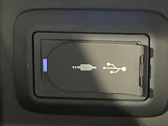 ハリアーハイブリッド Z レザーパッケージ 禁煙車 4WD 調光パノラマルーフ JBLサウンド付12.3型ナビ 衝突軽減装置 レーダークルーズ シートベンチレーション 全周囲カメラ ブラック革シート ブラインドスポットモニター LEDヘッド(47枚目)