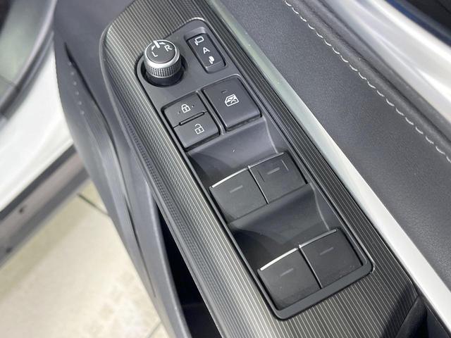 ハリアーハイブリッド Z レザーパッケージ 禁煙車 4WD 調光パノラマルーフ JBLサウンド付12.3型ナビ 衝突軽減装置 レーダークルーズ シートベンチレーション 全周囲カメラ ブラック革シート ブラインドスポットモニター LEDヘッド(55枚目)