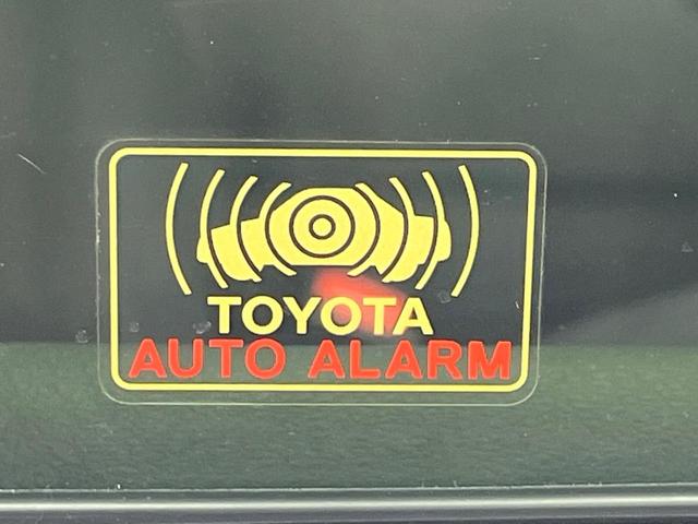 プリウス Ｓ　禁煙車　４ＷＤ　純正ナビ　バックカメラ　スマートキー　ＥＴＣ　ＬＥＤヘッド　オートライト　オートエアコン　純正１５インチＡＷ　Ｂｌｕｅｔｏｏｔｈ　革巻きステアリング　ステアリングスイッチ（29枚目）