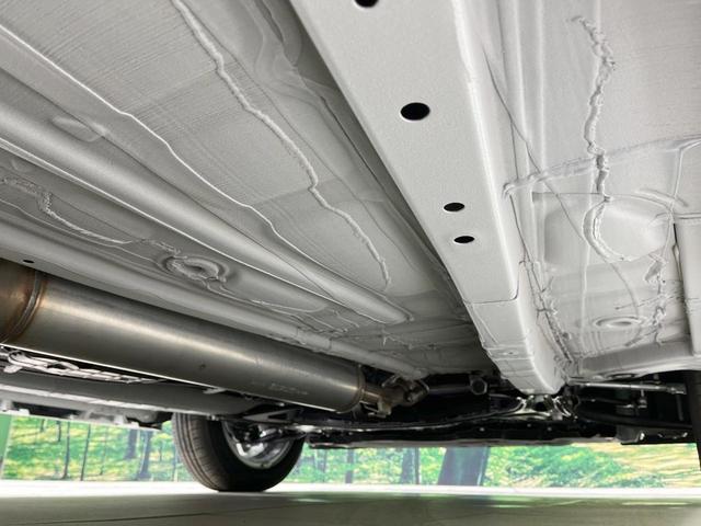 ソリオ ハイブリッドＭＺ　登録済未使用車　衝突軽減装置　純正９型ナビ　全周囲カメラ　レーダークルーズ　両側電動スライド　コーナーセンサー　ＬＥＤヘッド　ブラインドスポットモニター　ＣＤ　ＤＶＤ　シートヒーター（22枚目）