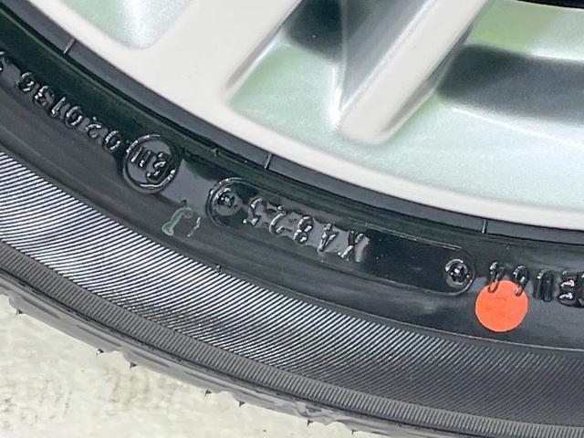 ソリオ ハイブリッドＭＺ　登録済未使用車　衝突軽減装置　純正９型ナビ　全周囲カメラ　レーダークルーズ　両側電動スライド　コーナーセンサー　ＬＥＤヘッド　ブラインドスポットモニター　ＣＤ　ＤＶＤ　シートヒーター（62枚目）